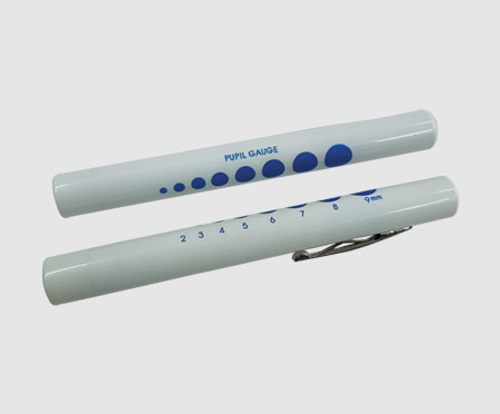 Penlight Torch with Pupil Gauge