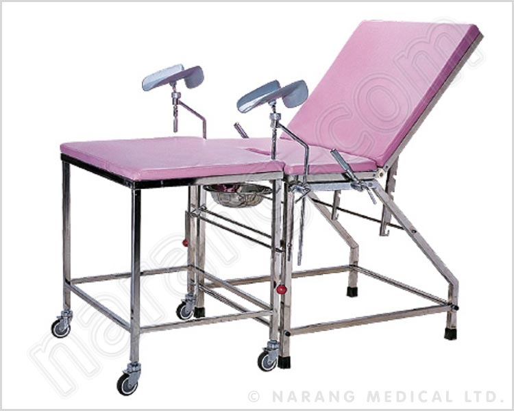 HF1920 - Delivery Bed With Removable Legs Section